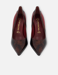 Zapatilla de piel color rojo para mujer con efecto carey