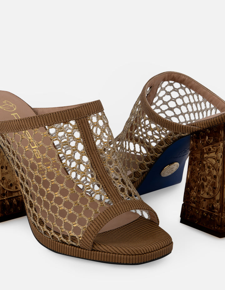 Mulle de rejilla en color cuero con tacón escultural para mujer
