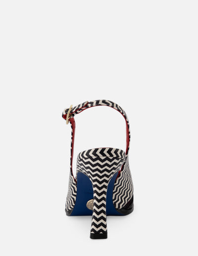 Zapatilla destalonada con grabado chevron en blanco y negro para mujer