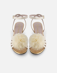 Sandalia de piel color blanco para mujer con pompón