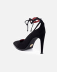 Zapatilla de ante color negro para mujer con pulsera al tobillo