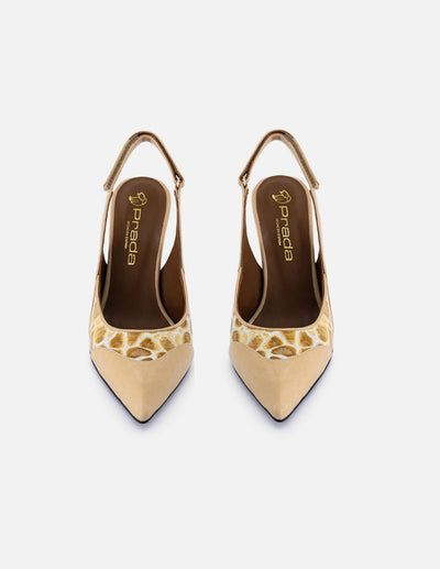 Zapatilla de charol para mujer color beige con grabado tipo coco