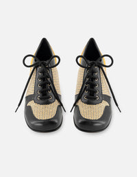 Zapato inglés de piel color negro para mujer con detalles en textil