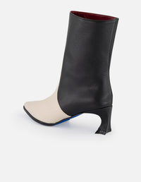 Botines bicolor piel de mujer punta en contraste