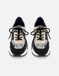 Tenis gris textil de mujer combinación de materiales