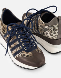 Tenis gris textil de mujer combinación de materiales