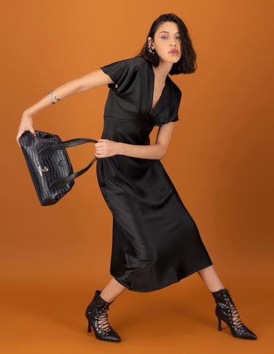 Bolso bowling negro piel de mujer grabado coco