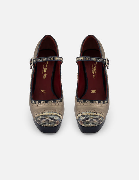 Zapato multicolor piel grabada de mujer con combinación materiales