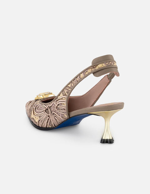 Zapatilla nude rafia para mujer con corte textil