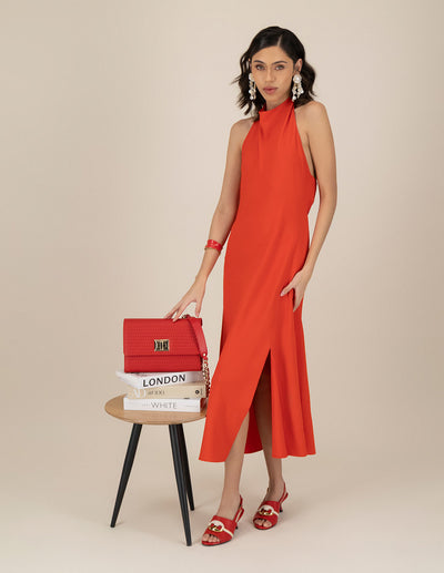 Satchel rojo en piel grabada con diseño tipo espiga para mujer