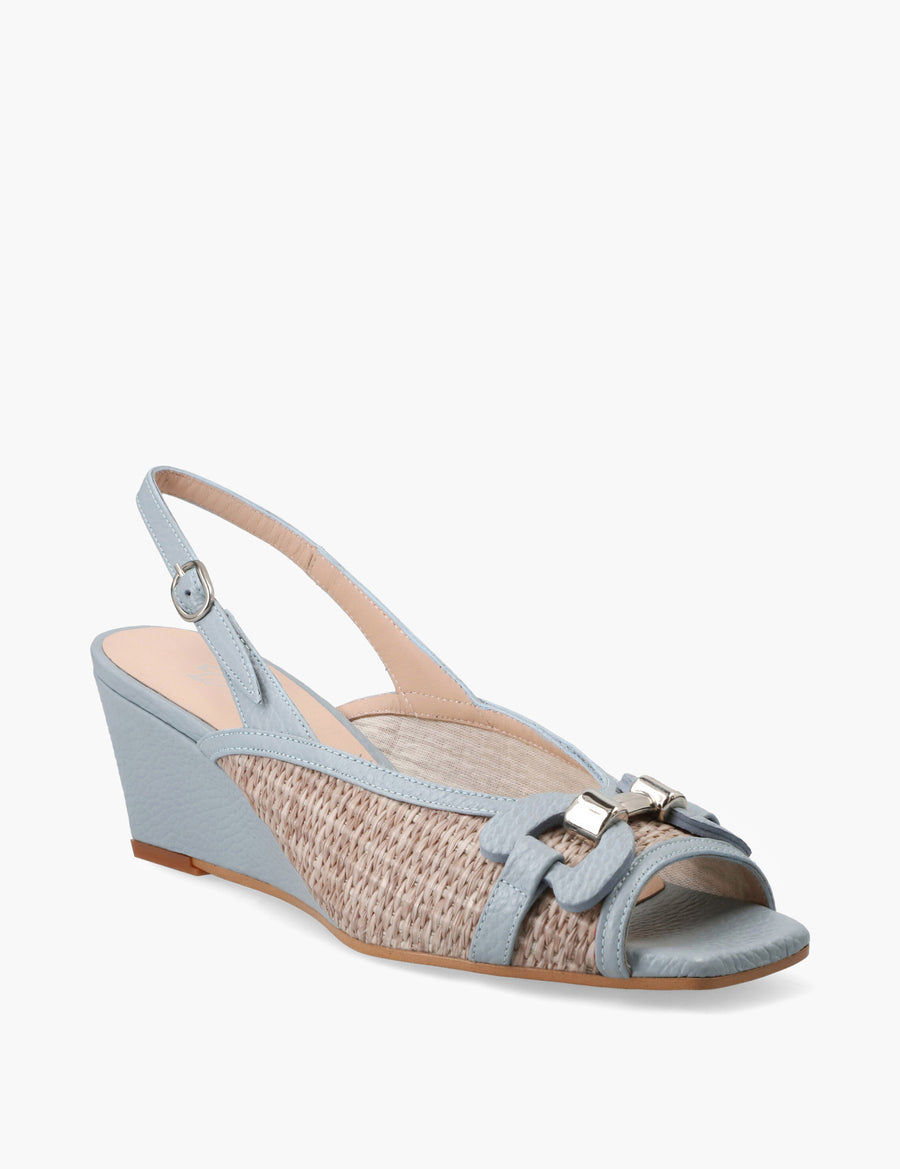 Zapatilla de cuña en rafia y piel color azul