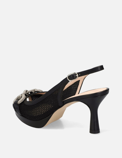 Zapatilla Destalonada en textil color negro