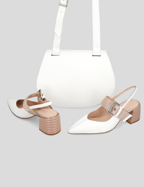 Zapatilla destalonada con maxi hebilla color blanco
