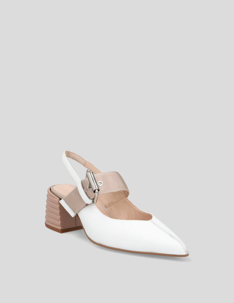 Zapatilla destalonada con maxi hebilla color blanco