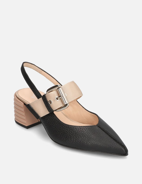 Zapatilla destalonada con maxi hebilla color negro
