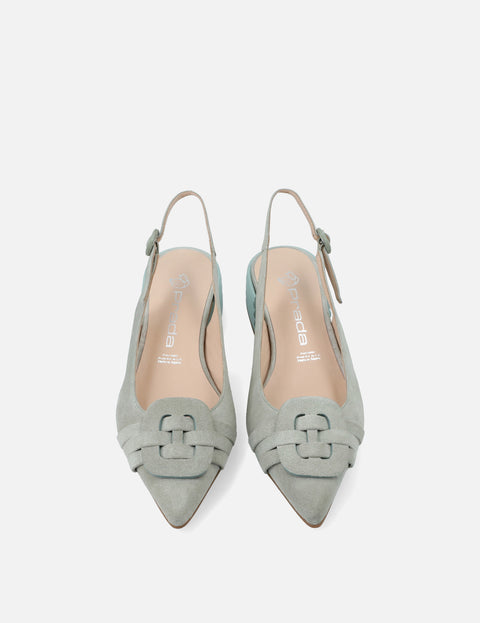 Zapatilla destalonada con maxi hebilla en  piel color menta