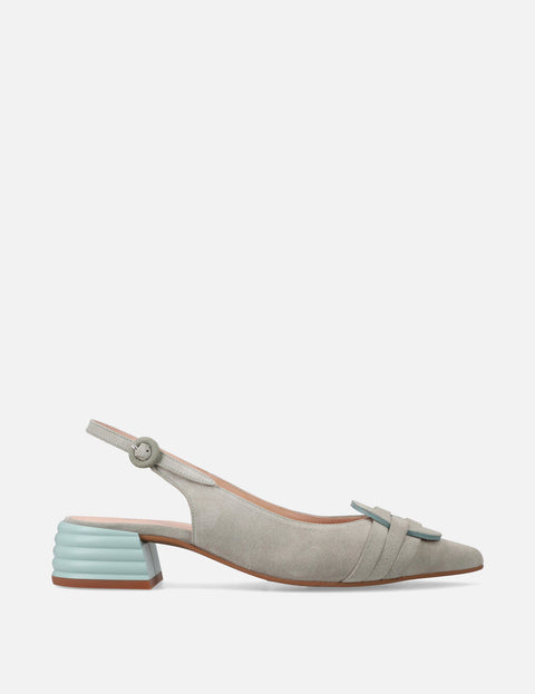 Zapatilla destalonada con maxi hebilla en  piel color menta