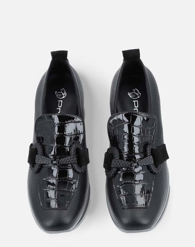 Mocasín con piel grabada tipo coco para mujer
