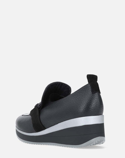 Mocasín con piel grabada tipo coco para mujer