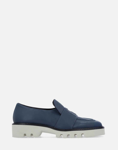 Mocasín en piel color azul para mujer