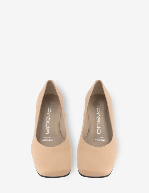 Zapatilla en piel napa nude con letras Pd en el tacón para mujer