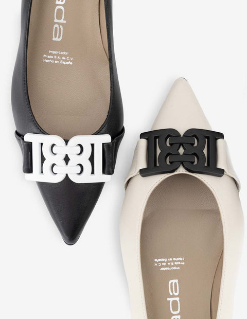 Zapatilla de piel napa con tacón escultural en color negro para mujer