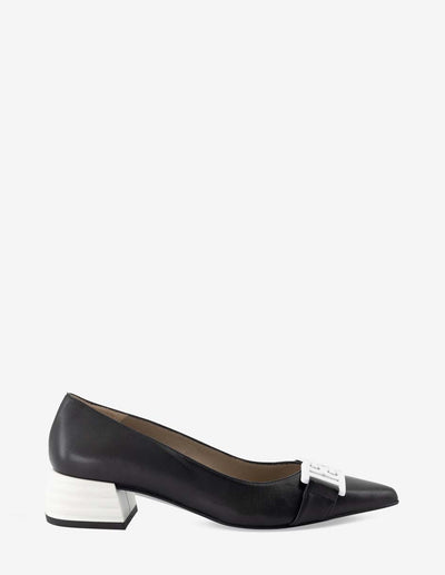 Zapatilla de piel napa con tacón escultural en color negro para mujer