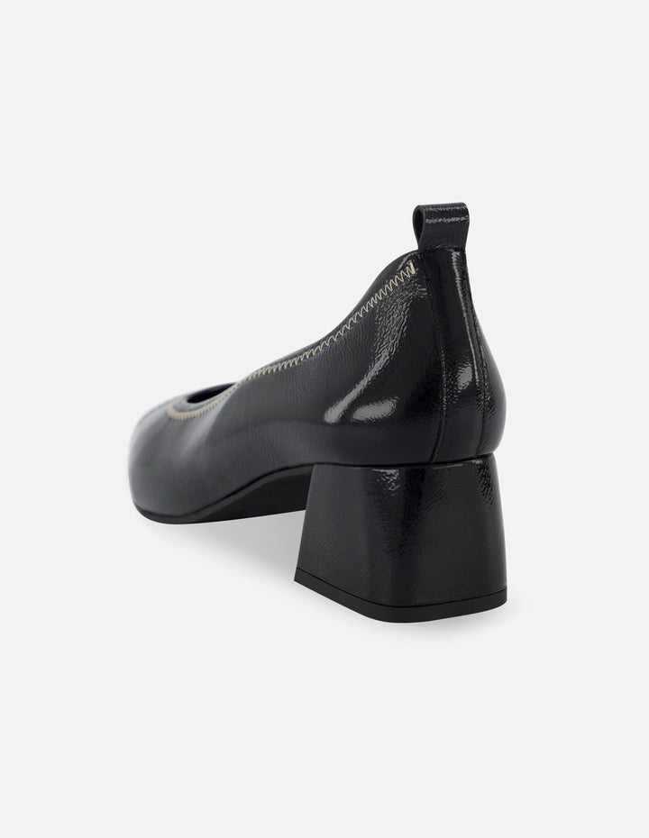 Zapatilla de piel charol papiro color negro para mujer