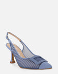 Zapatilla destalonada de rejilla en color azul para mujer