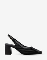 Zapatilla destalonada de rejilla en negro para mujer