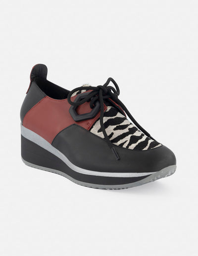 Blucher en piel napa en bloques de color para mujer con detalle en animal print