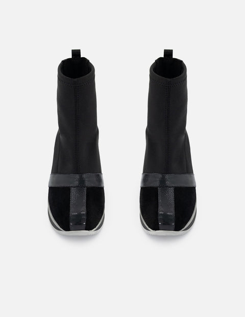 Botines color negro lycra para mujer con banda color plateado