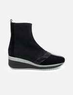 Botines color negro lycra para mujer con banda color plateado