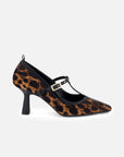 Zapatilla tipo mercedes de charol con acabado animal print negro para mujer