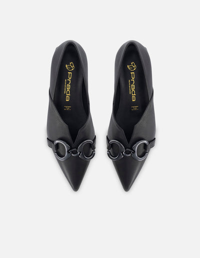 Mocasín de piel para mujer color negro con detalle color negro