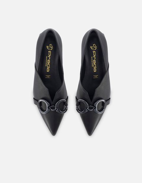 Mocasín de piel para mujer color negro con detalle color negro