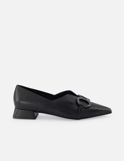 Mocasín de piel para mujer color negro con detalle color negro