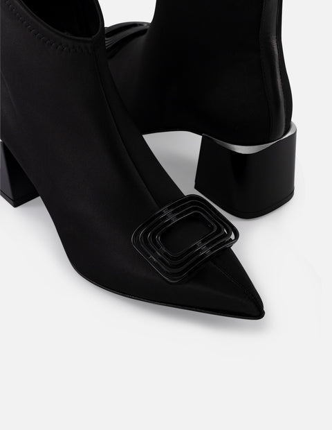 Botines color negro textil para mujer con adorno cuadrado