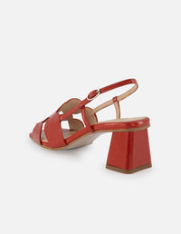 Sandalia de piel charol color rojo para mujer con detalles en círculo