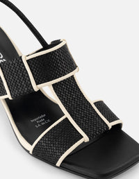 Sandalia de piel para mujer bicolor con detalles de rafia en contraste