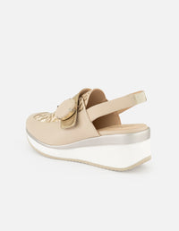 Mocasines de piel metalizada color dorado para mujer con diseño animal print