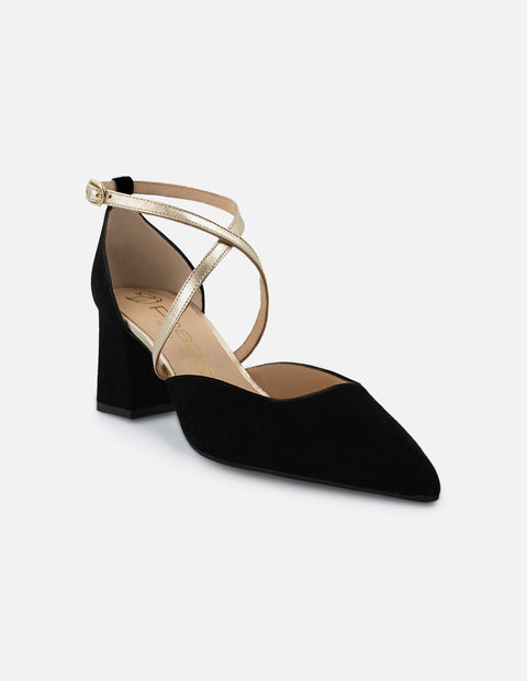 Zapatilla negro ante para mujer con pulsera cruzada color dorado