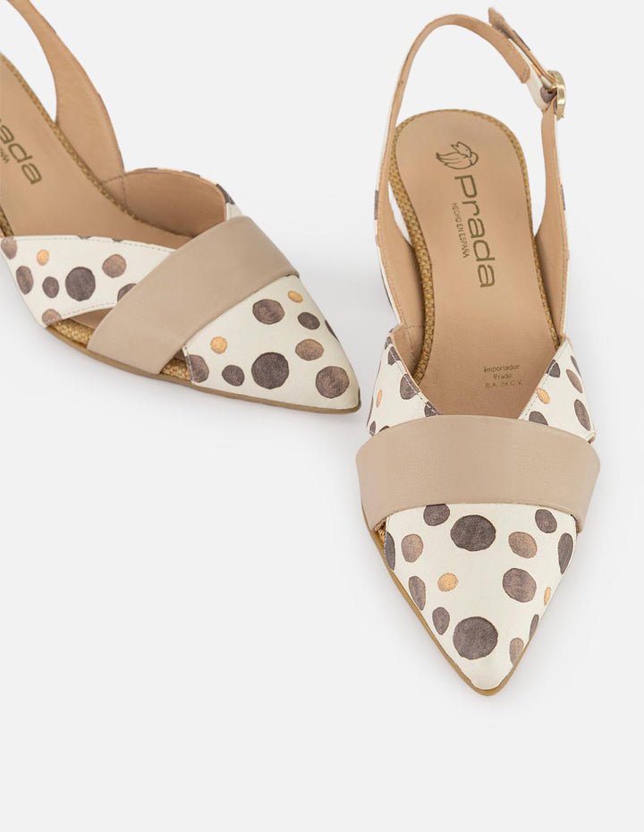 Zapatilla beige en piel para mujer con puntos acuarela