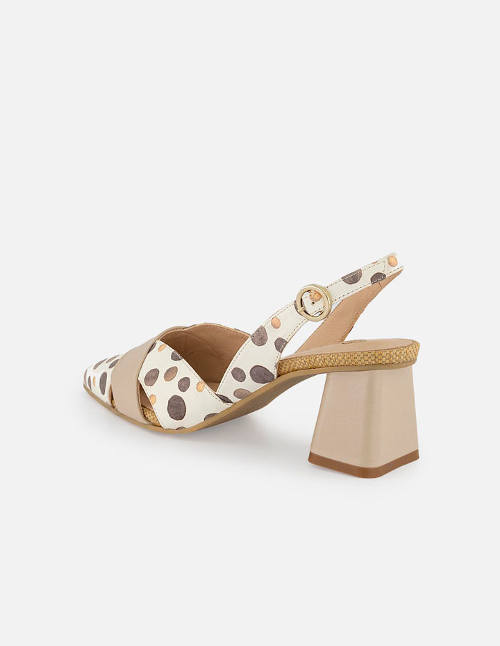 Zapatilla beige en piel para mujer con puntos acuarela