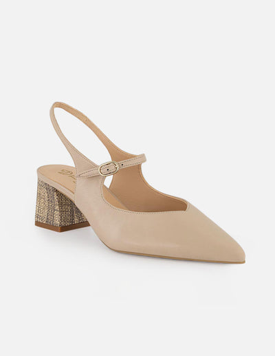 Mercedes beige en piel para mujer con textura tipo cesta y hebilla dorada