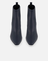 Botines azul lycra piel de mujer con tacón negro cuadrado