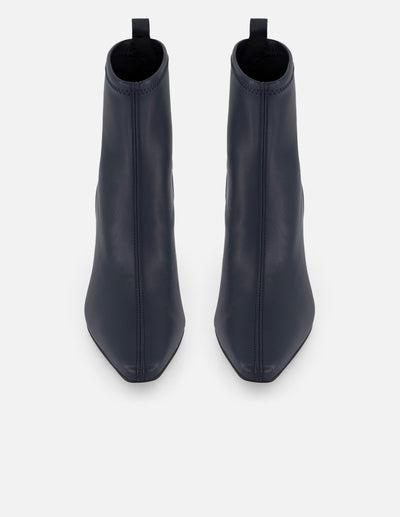 Botines azul lycra piel de mujer con tacón negro cuadrado