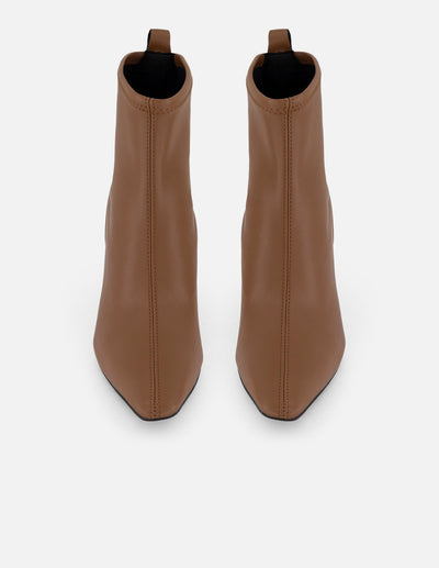 Botines color cuero lycra piel de mujer con tacón negro cuadrado