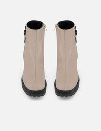 Botines beige charol de mujer con charm Pd y plataforma