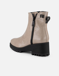 Botines beige charol de mujer con charm Pd y plataforma